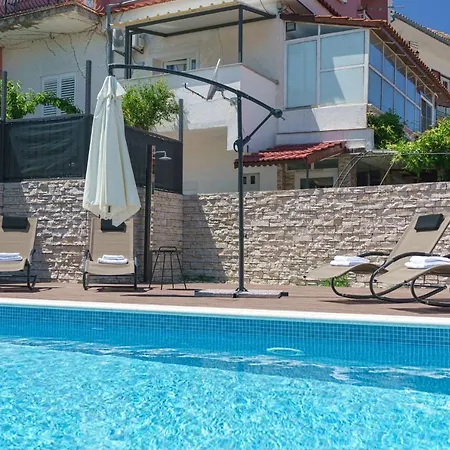 Porta Villa Sibenik